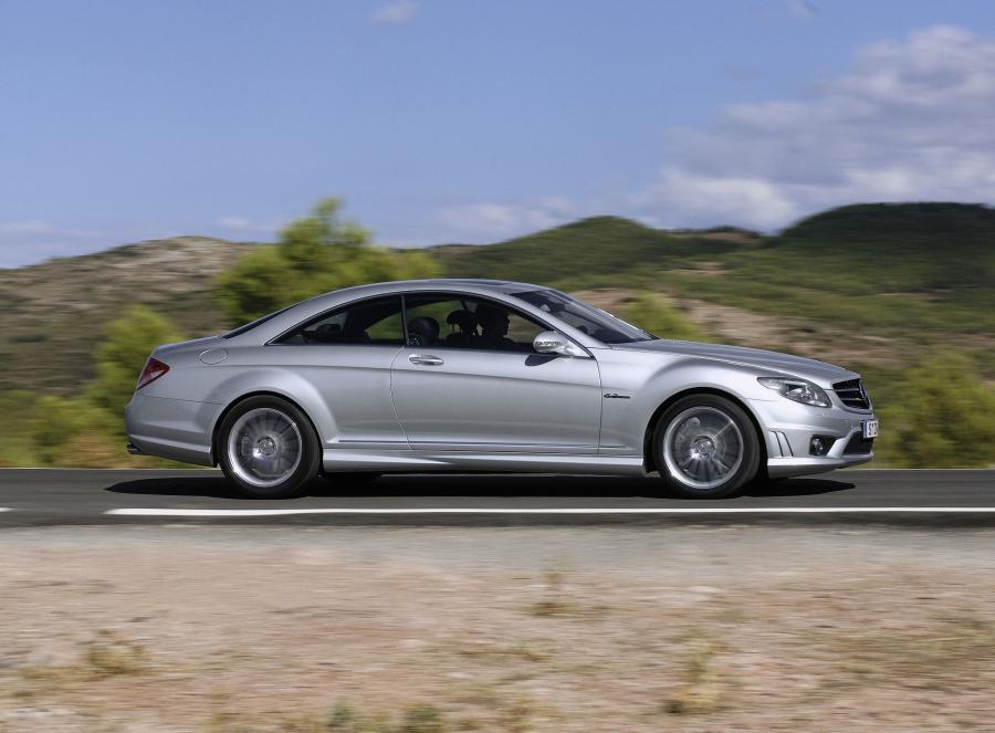  Mercedes-Benz CL63 AMG 2007 года  (фото 10 из 28)